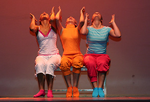 Danza Contemporánea en el festival de Fin de Curso